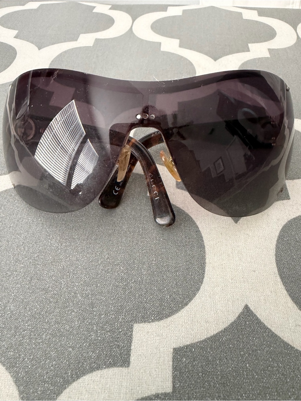 Gucci Tortoiseshell Acetate Sunglass Arm in Brown and Amber